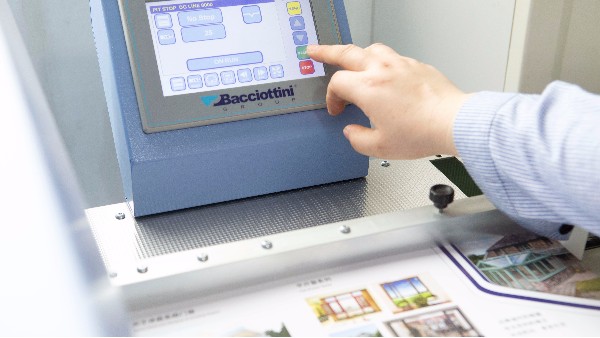 如何解決印刷品的色差？？？-古得堡印刷